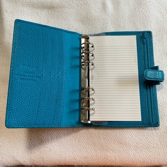 filoFAX Finsbury Teal Personal Pebbled Leather Organizer - Picture 3 of 11
